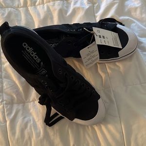 Brand New Adidas Nizza Platform sneakers!